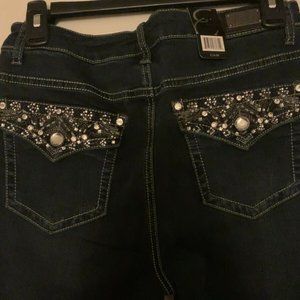 NWT Women's Earl Jeans Sz 8 Slim Boot Cut Stretch